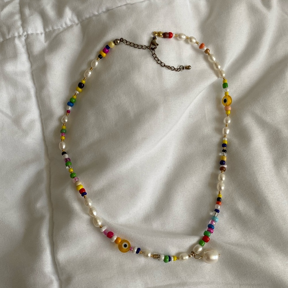 Lisa says Gah beaded necklace